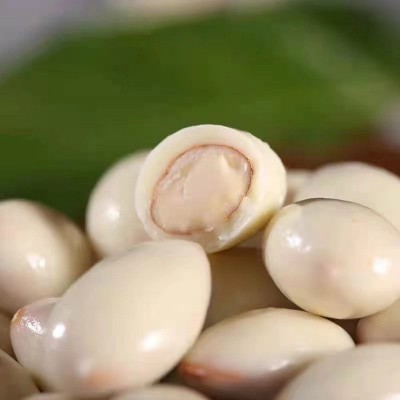 新疆特产酸奶巴旦木仁新品巧克力夹心儿童零食扁桃仁坚果网红奶豆图3