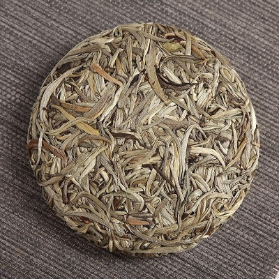 云南大树白茶 云南白毫银针100g小饼茶叶 景谷单芽月光白大量批发图2