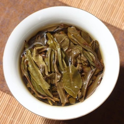 厂家批发云南普洱易武正山2021年普洱生茶茶叶357g七子茶饼图4