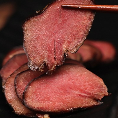烟熏猪舌头农家柴火烟熏腊肉口条250g 四川腊味厂家批发 一件代发图4
