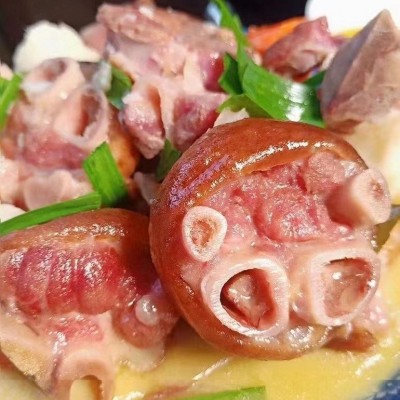正宗农家柏树香料熏烤猪脚火腿湖北恩施四川湖南特产土猪腊肉猪蹄图2