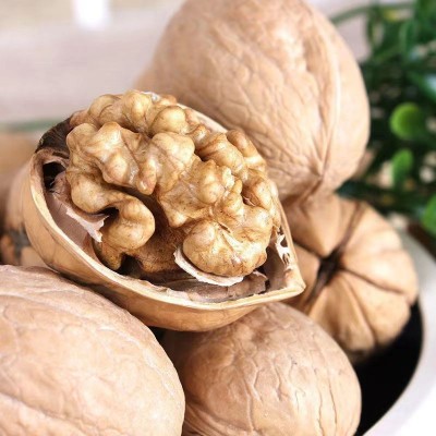 新疆185纸皮生核桃批发500g 代发阿克苏特产手剥薄皮大果生核桃图3