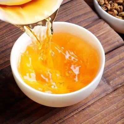 云南凤庆金丝滇红茶蜜香金芽野生古树工夫红茶浓香型茶叶罐装图4