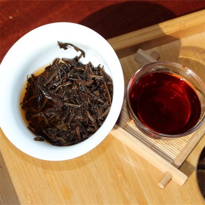 云南特产 勐海宫廷普洱散茶 陈香金芽普洱熟茶散装 厂家批发图2