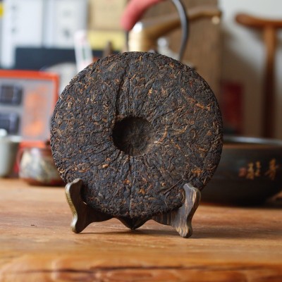 云南普洱茶熟茶 七子饼 御品布朗黑茶357克1饼图4