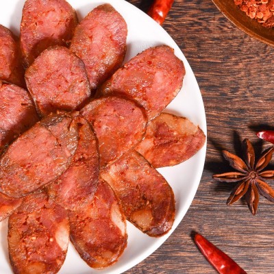 重庆夔山腊味厂家批发风味腊肠香肠川渝特产风味散装烟熏风干农家图4