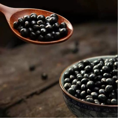 【中粒】东北青仁乌中颗粒 绿芯 大货批发 精品黑豆 优质青仁图2