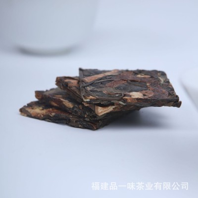 正宗福鼎白茶2016毫香老白茶紧压方片寿眉茶饼5G小包便携批发图5