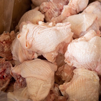 厂家直发带骨上腿肉单冻新鲜带皮鸡腿肉毛毛肉烧烤油炸商用出口图3