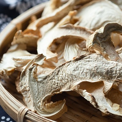 晒干松茸片干货菇松菌干松茸菌干片菌菇类食用菌食材煲汤菌汤蘑菇图4