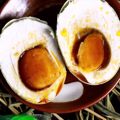 厂家批发咸鸭蛋 亿家爱牌农家腌制鸭蛋农家散养鸭蛋流油70g100枚图3