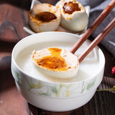 约75克 真空包装海鸭蛋批发流油咸鸭蛋整箱盒装烤鸭蛋咸蛋 1包图3