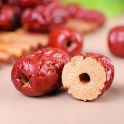 新疆去核红枣新疆若羌小灰枣无核空心无添加打豆浆煲汤枣 3件图3