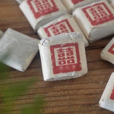郑三品福鼎白茶荒野陈年小茶砖 小龙珠小沱茶龙珠球枣香老白茶 2斤