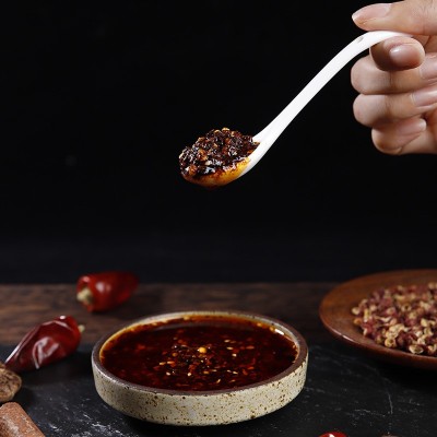 四川香麻辣椒油泼辣子红油凉拌菜火锅家用凉面调料220g瓶装批发 1瓶图4