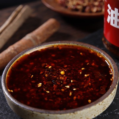 四川香麻辣椒油泼辣子红油凉拌菜火锅家用凉面调料220g瓶装批发 1瓶图2