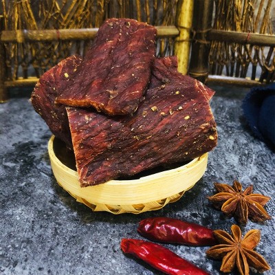 厂家直发风干猪肉四川凉山手撕麻辣猪肉干直供休闲零食批发图2