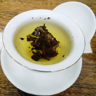 250克袋装老曼峨白茶 茶厂直销 入口醇厚甜润 现货批发茶气足耐泡图4