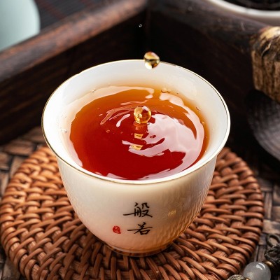 节日送礼送领导长辈正山小种茶叶高级感礼盒装12小罐红茶茶叶批发图3